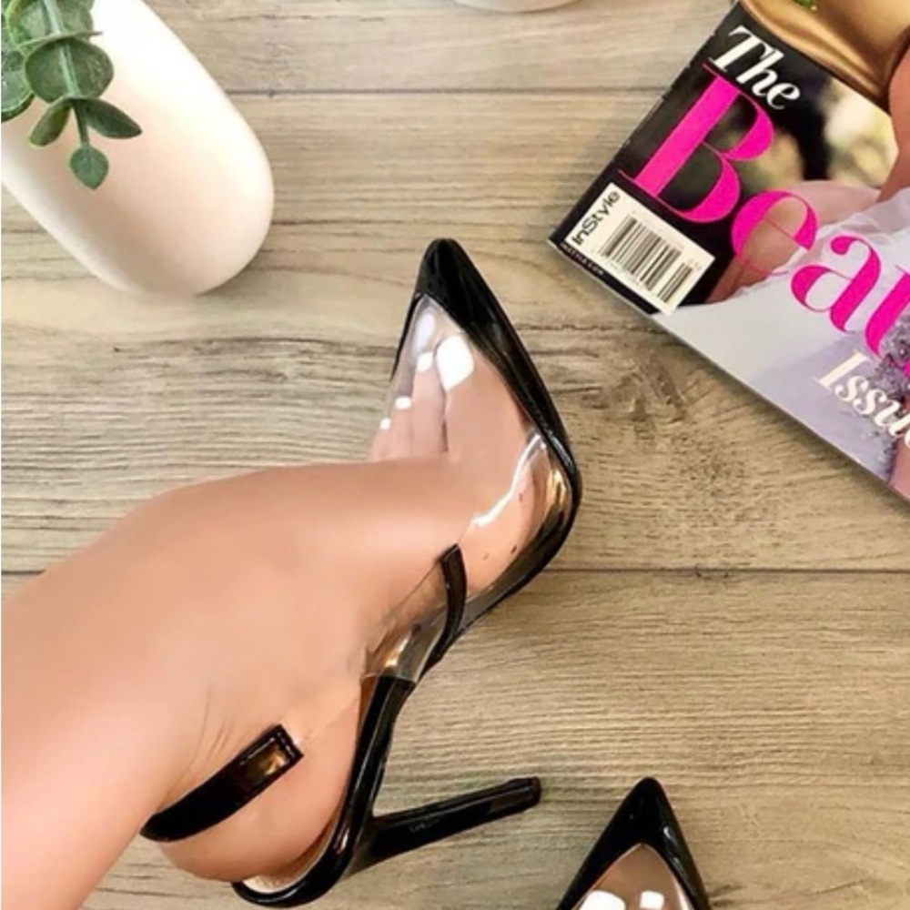 Fashion Nova Black Dare You Pumps